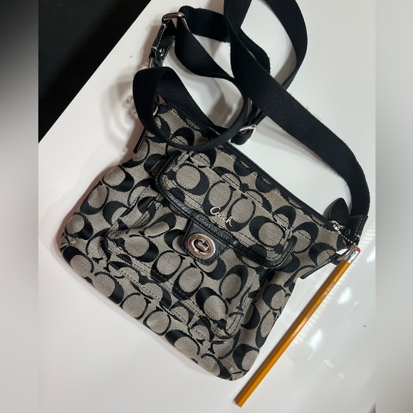 Coach crossbody small purse - Picture 8 of 8